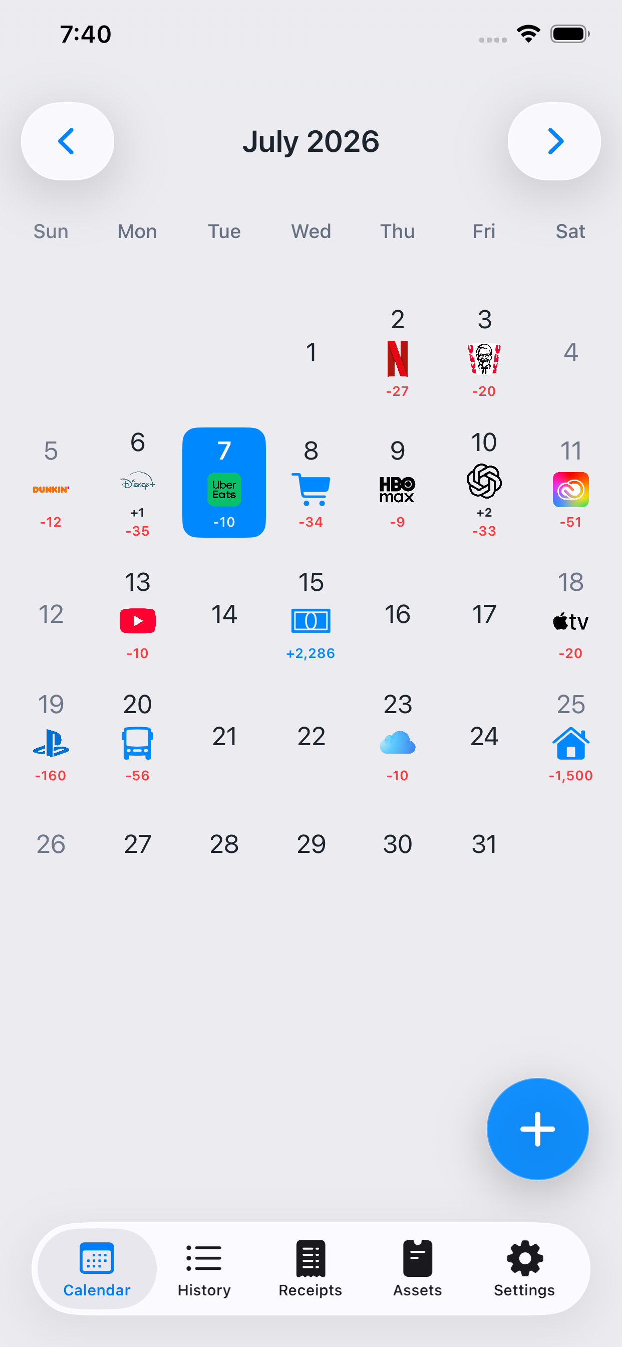 Kirocal monthly calendar with daily transaction icons and amounts