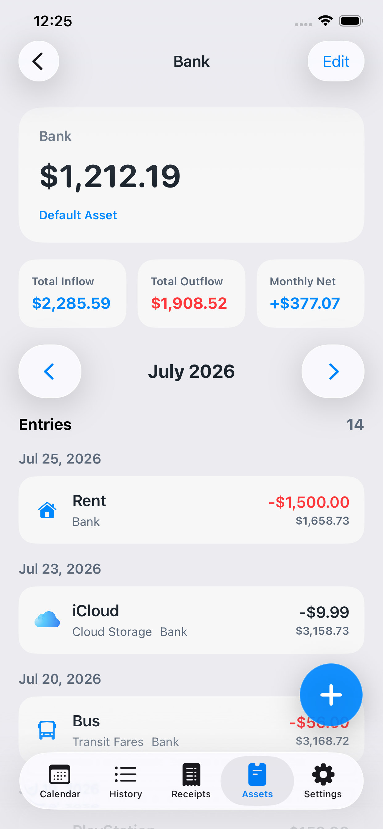 Kirocal bank asset screen with balance, totals, and transaction activity